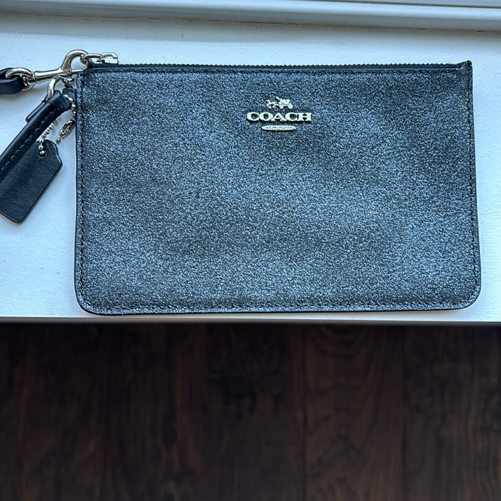 Sparkling black wrist Coach bag